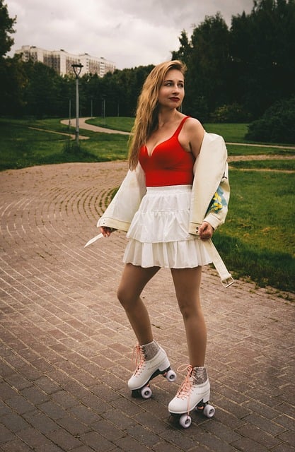 Learn to Skate: A Beginner’s Guide to Getting on Wheels with Confidence