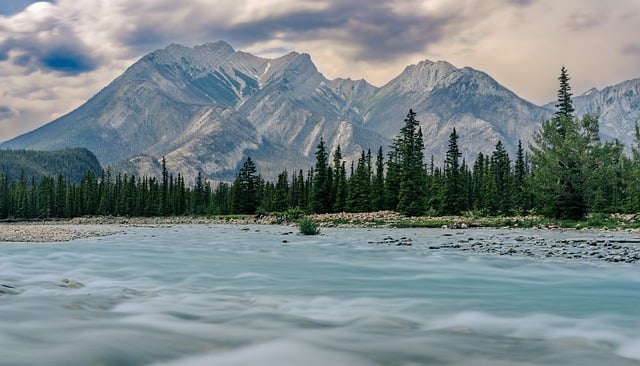 How to Watch ESPN Without Cable in 2025